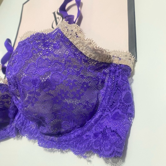Victoria's Secret Purple Lace Bra - Picture 3 of 8